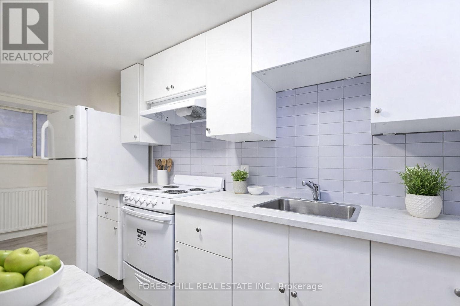 57 COWAN AVENUE photo 5