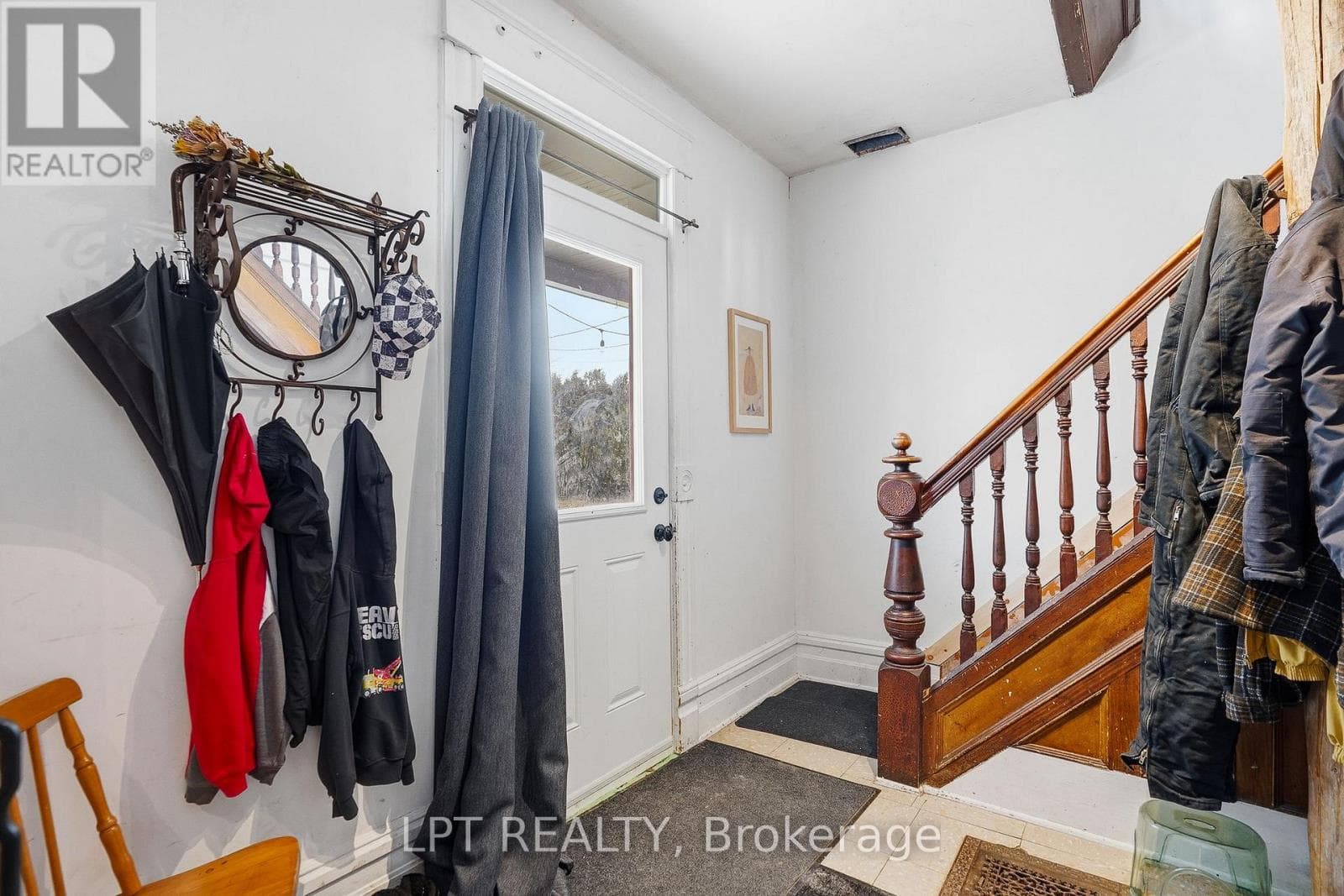 21630 LAGGAN-GLENELG ROAD photo 4