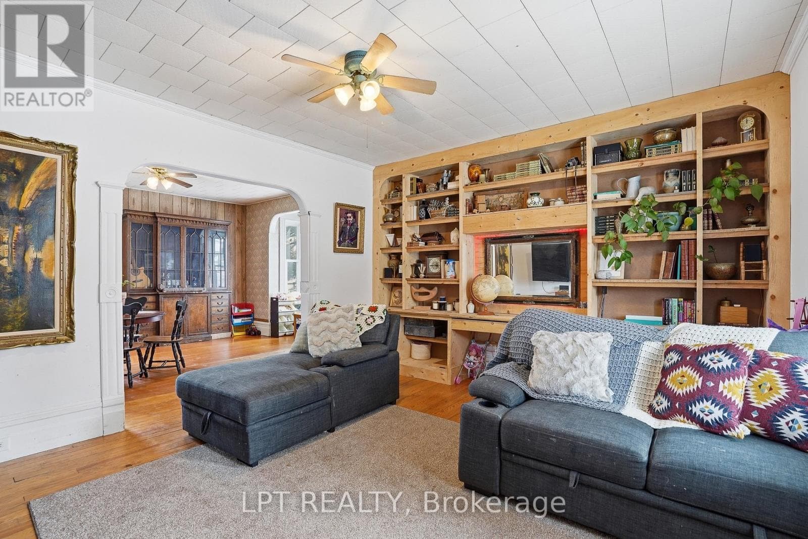 21630 LAGGAN-GLENELG ROAD photo 5