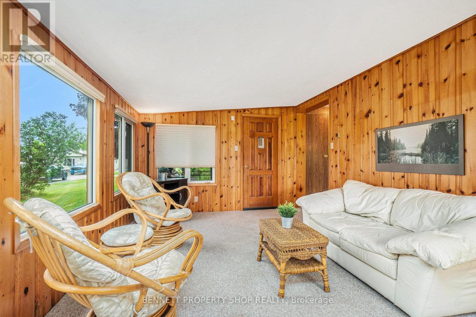 36 WOODSIDE LANE photo 5