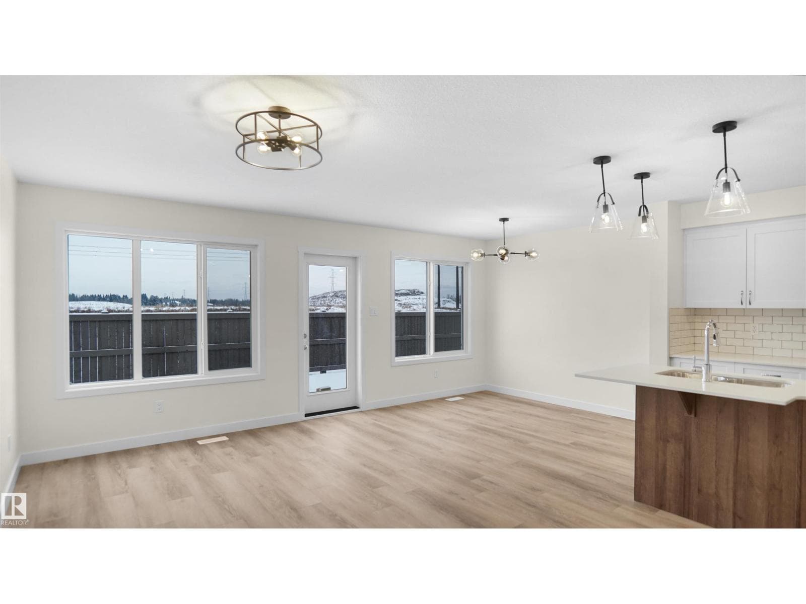 18820 29 AV NW — photo 5