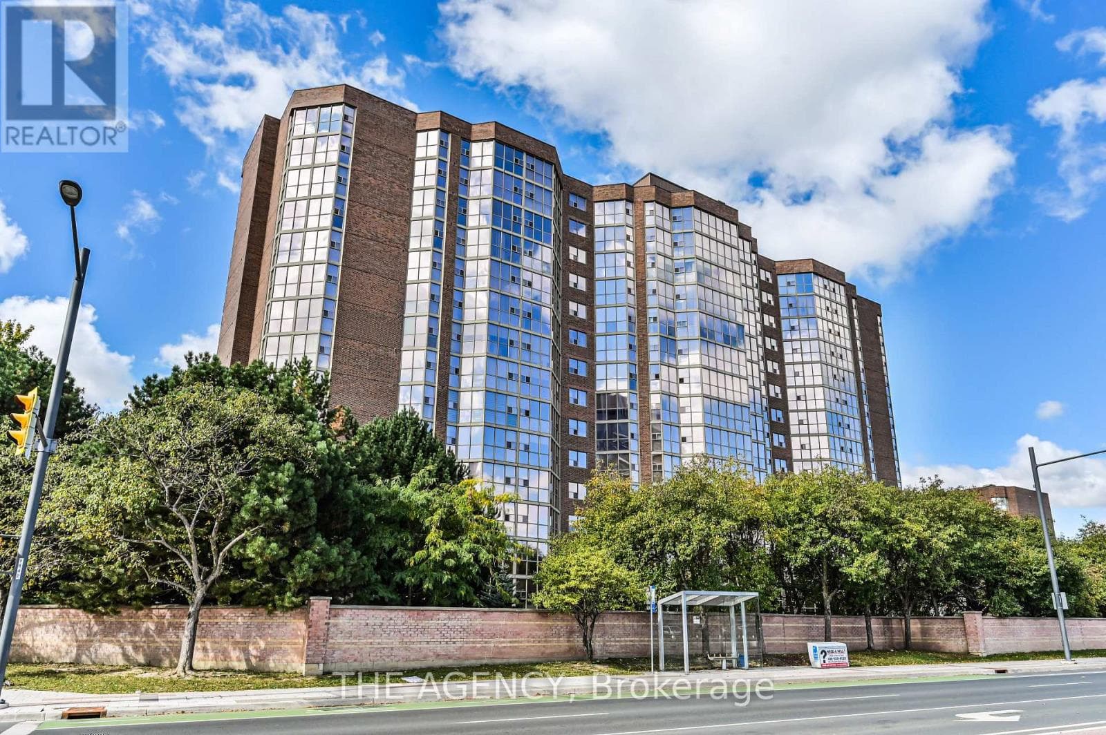306 - 20 BAIF BOULEVARD photo 2