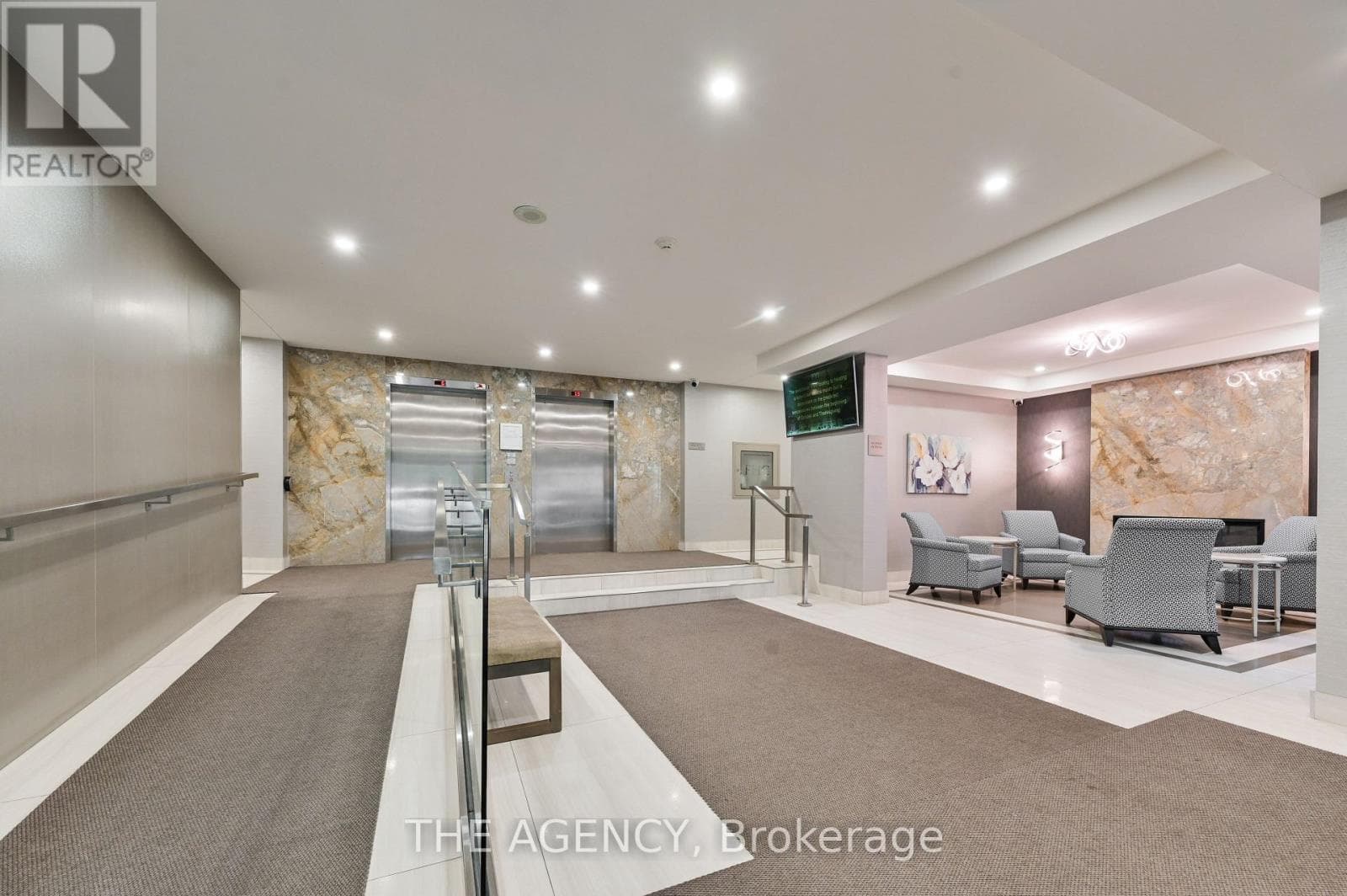 306 - 20 BAIF BOULEVARD photo 4