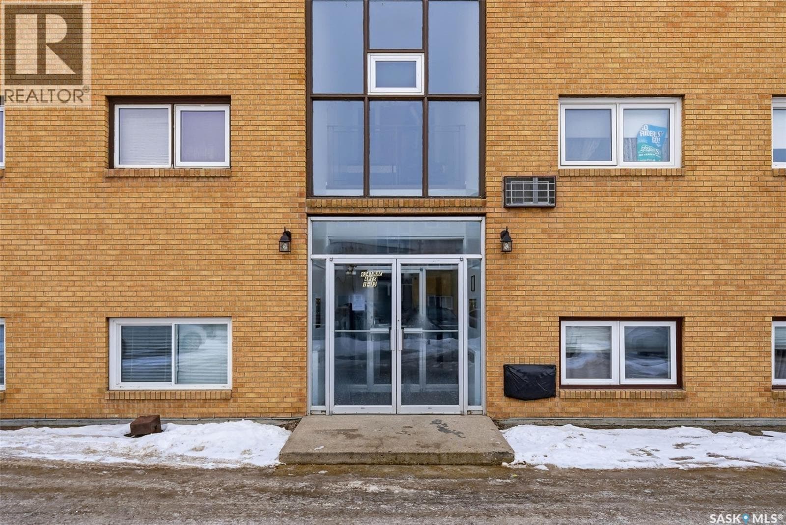 3 4341 Rae STREET — photo 2