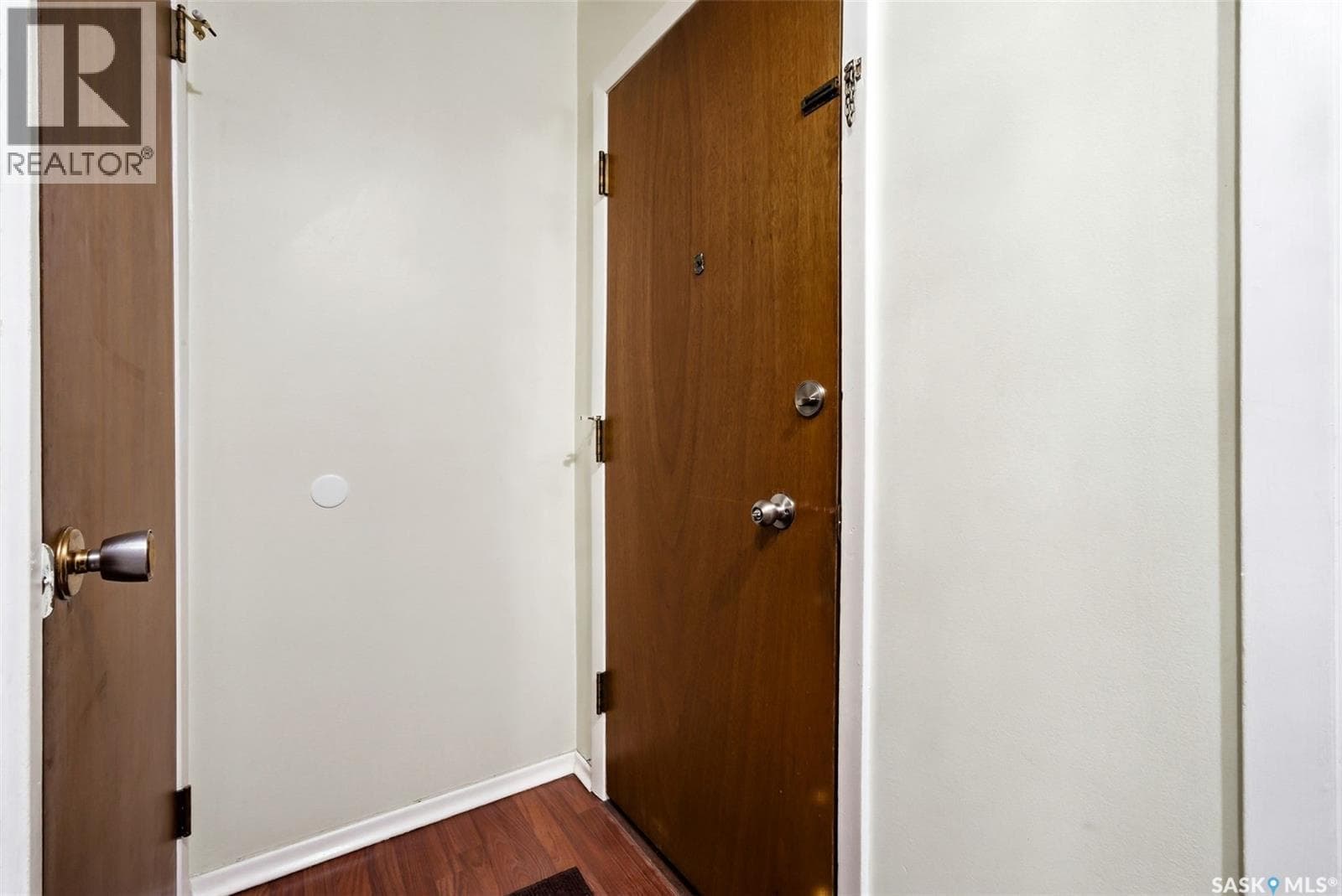 3 4341 Rae STREET — photo 3