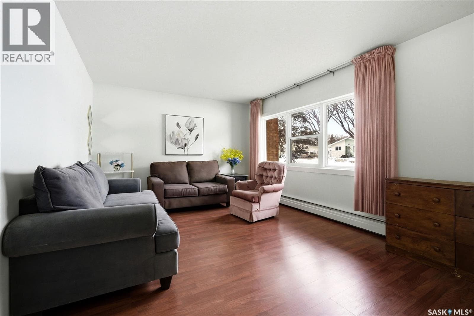 3 4341 Rae STREET — photo 4