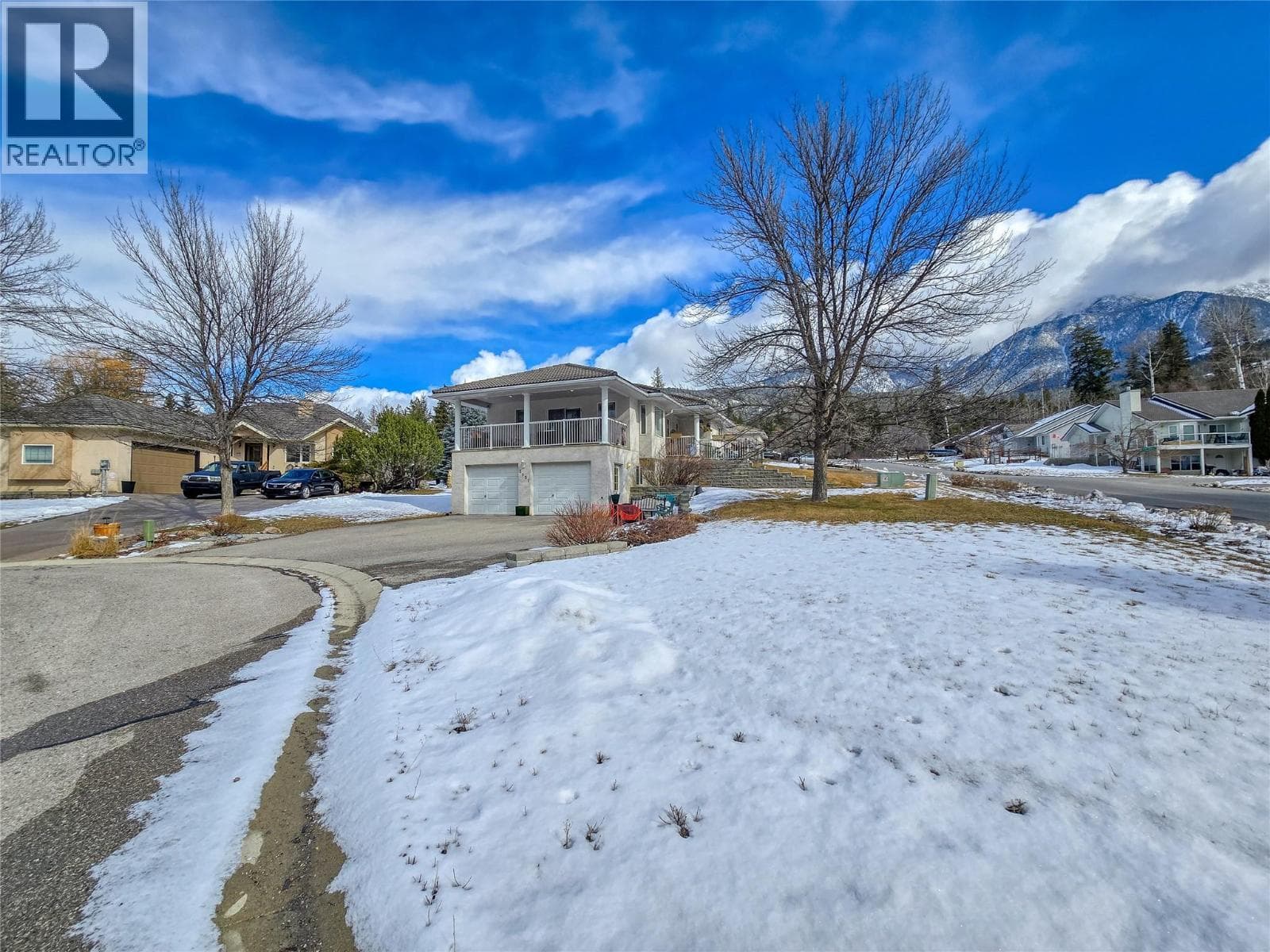 4 bed 3 bath single family at 5031 RIVERVIEW Road — $659,000