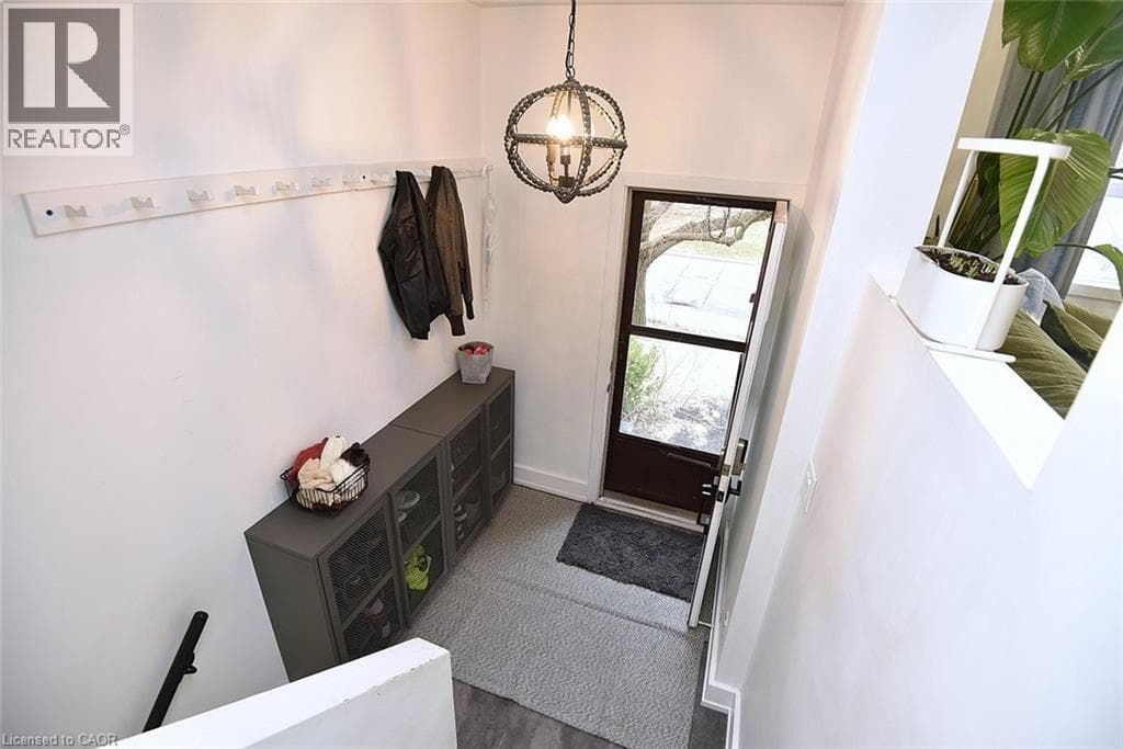 1221 DUNDIX Road Unit# 8 photo 5
