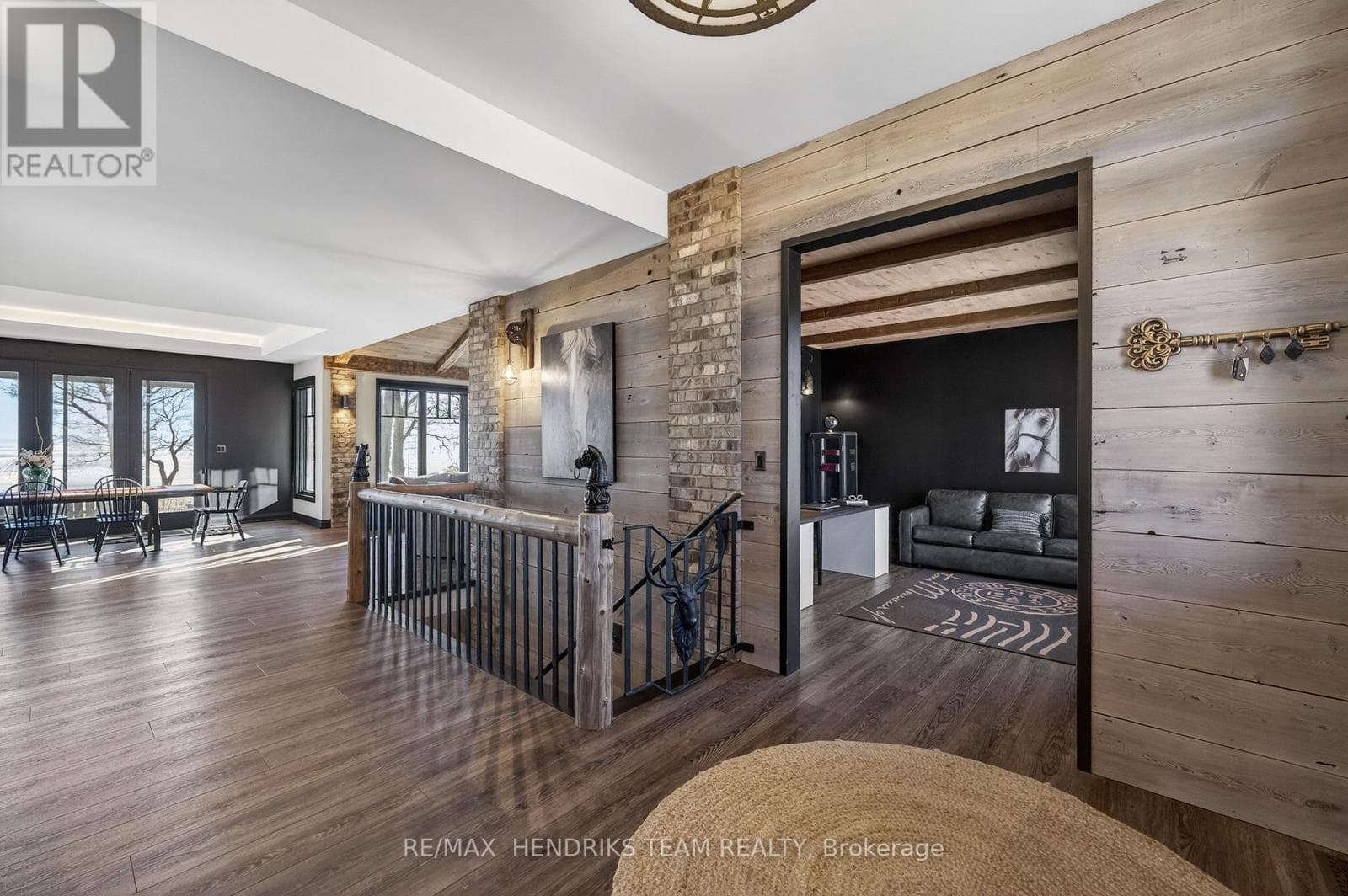 515 SANDY BAY ROAD photo 5