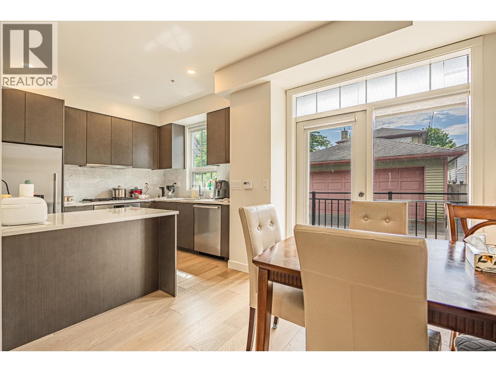 7903 OAK STREET photo 4