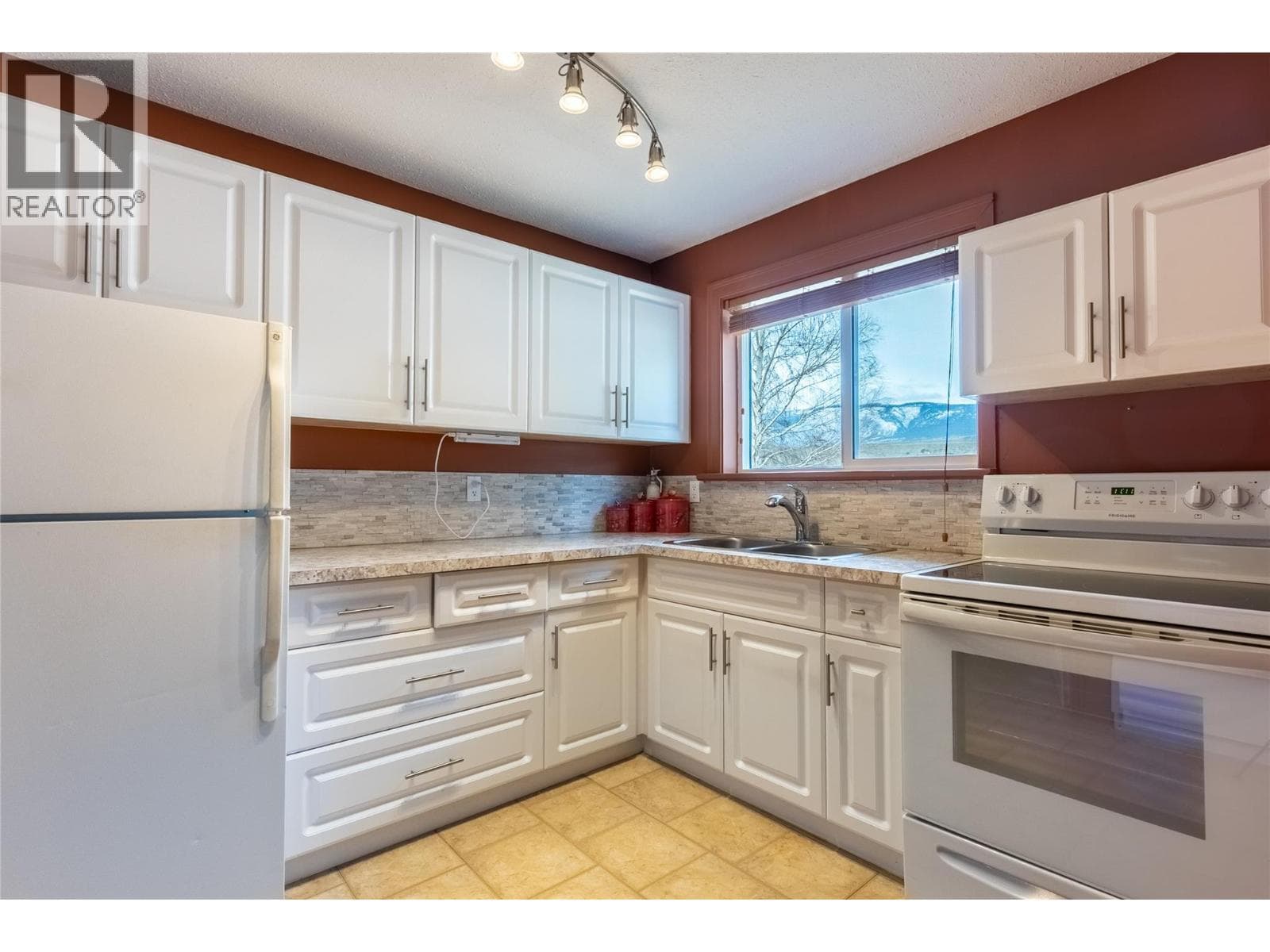 1500 Mesa Vista Drive Unit# 602 photo 4