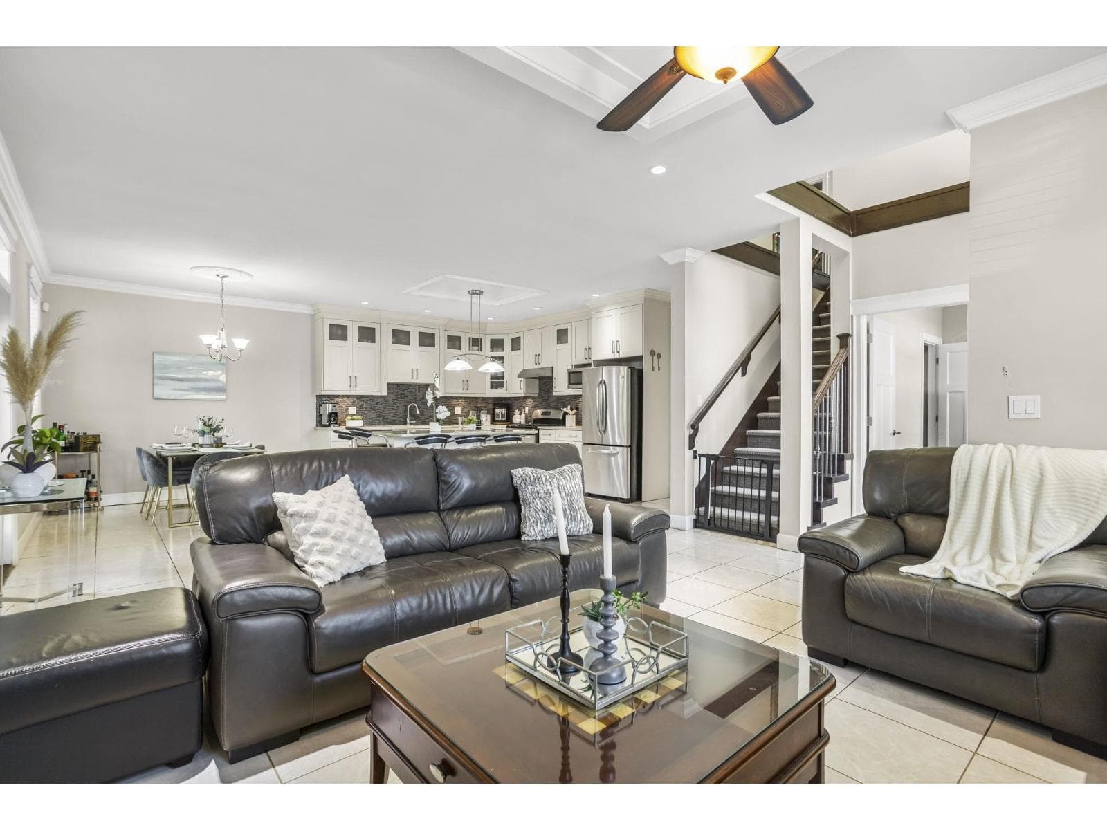 11790 80 AVENUE photo 3