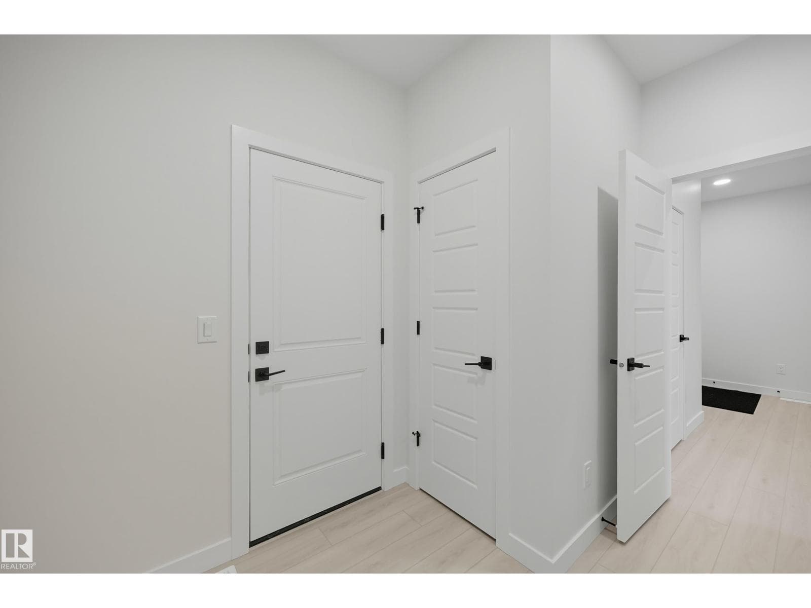 37 GABLE CM photo 5