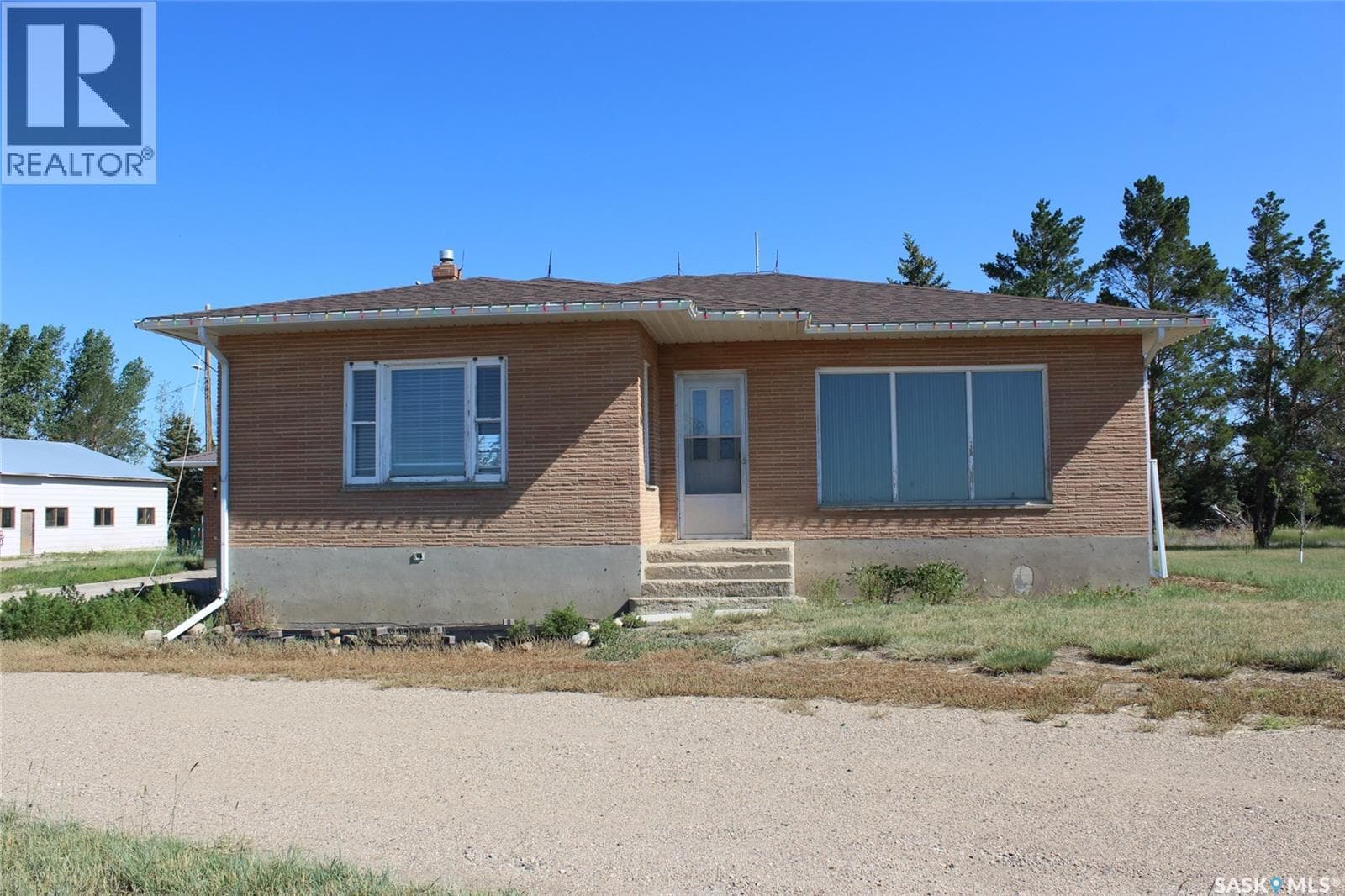 Gravelbourg Acreage