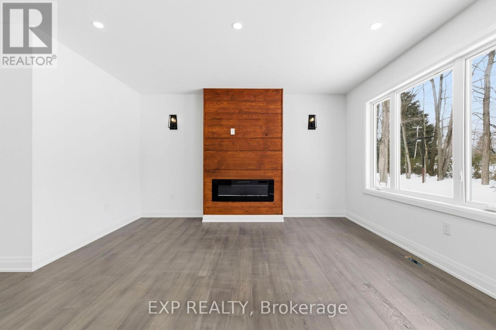 49 BEAUFORT CRESCENT photo 5