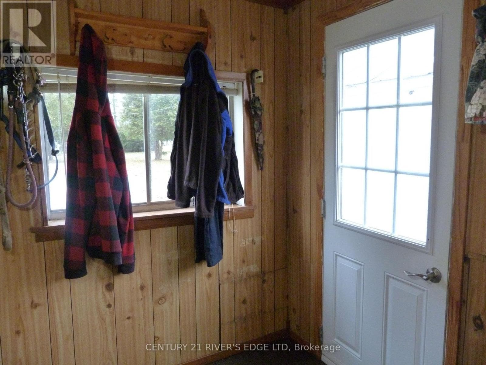 24 BROUSE DRIVE photo 3