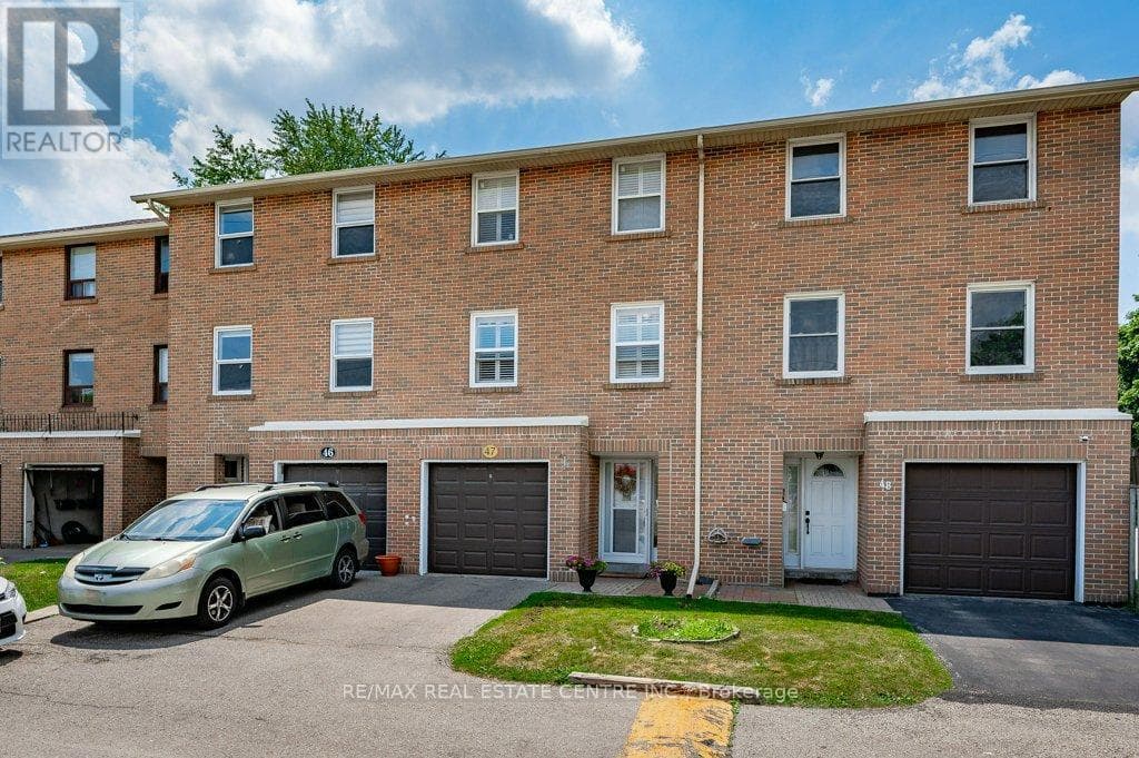 47 - 7255 DOOLEY DRIVE photo 3