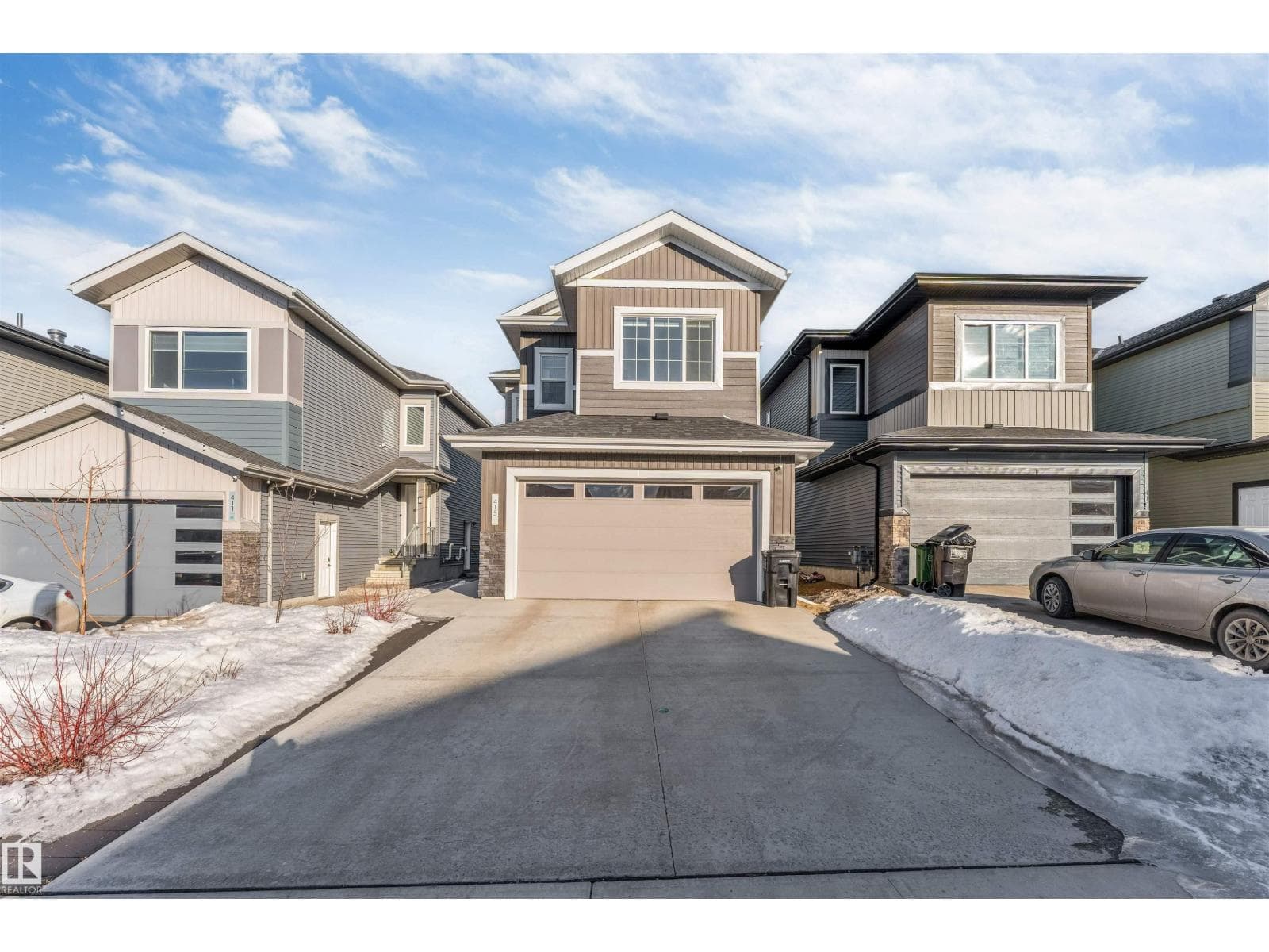 4 bed 3 bath single family at 415 42 ST SW — $674,900