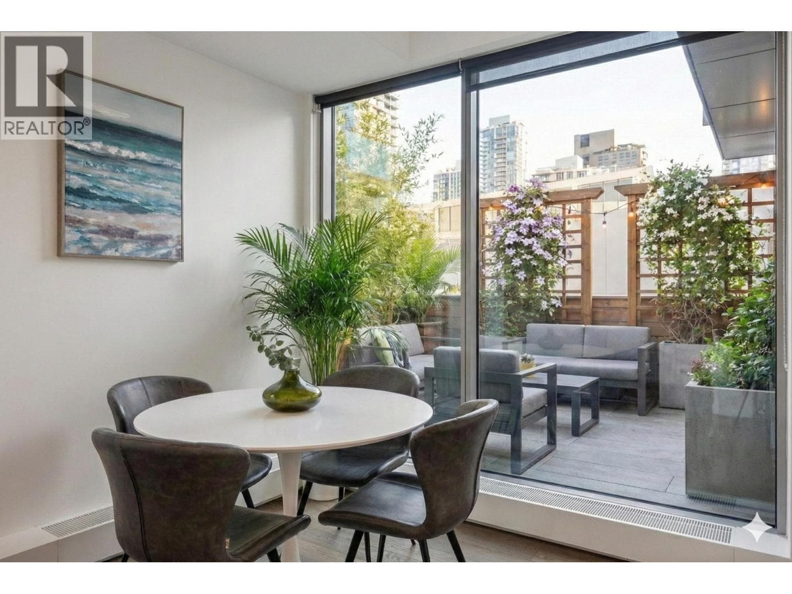 808 1480 HOWE STREET photo 4