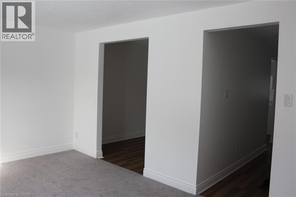 144 SEKURA Crescent photo 4
