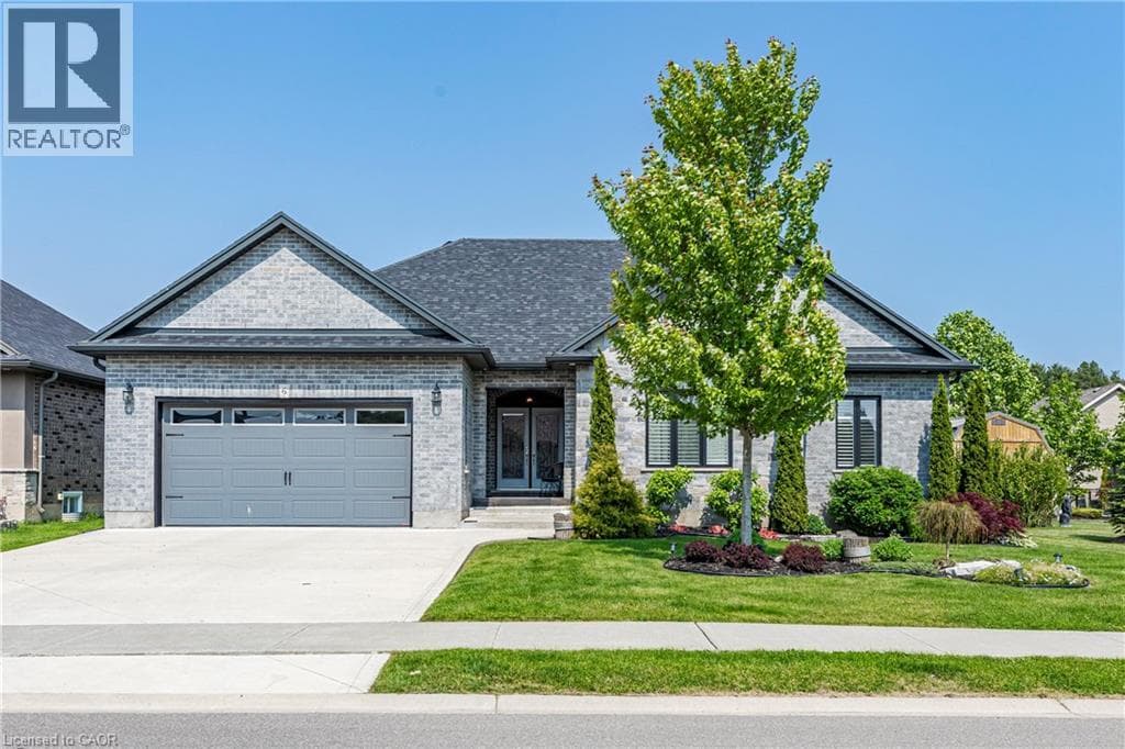 6 BLUENOSE Drive photo 4
