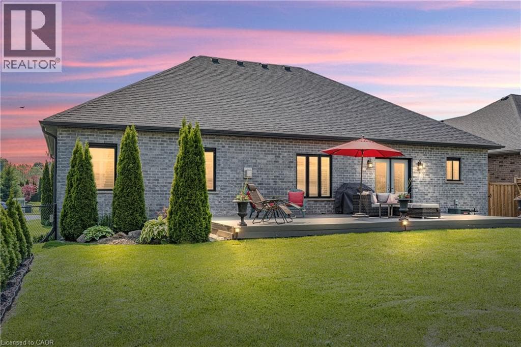 6 BLUENOSE Drive photo 2
