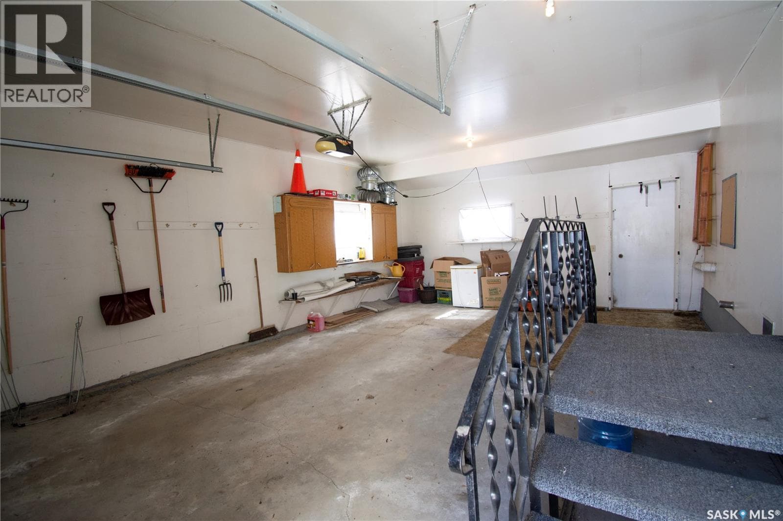 410 Central AVENUE — photo 4