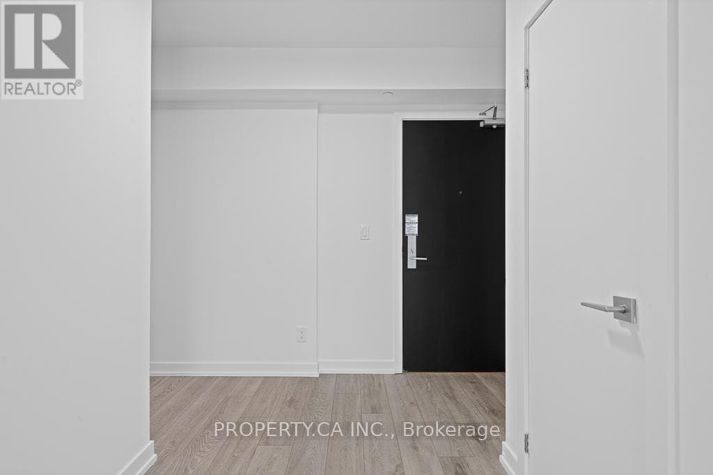 2911 - 159 WELLESLEY STREET E photo 5