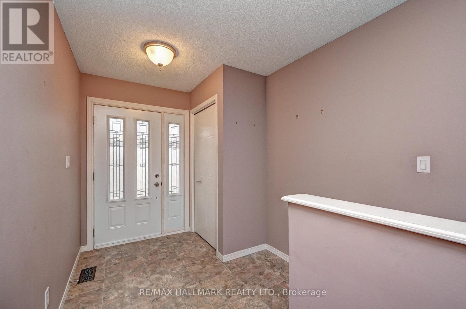 2 BRASHER DRIVE photo 2