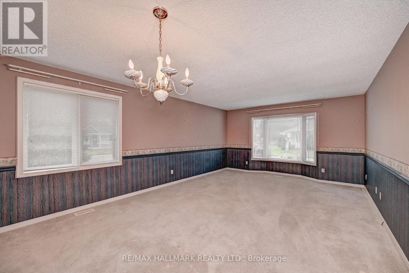 2 BRASHER DRIVE photo 4