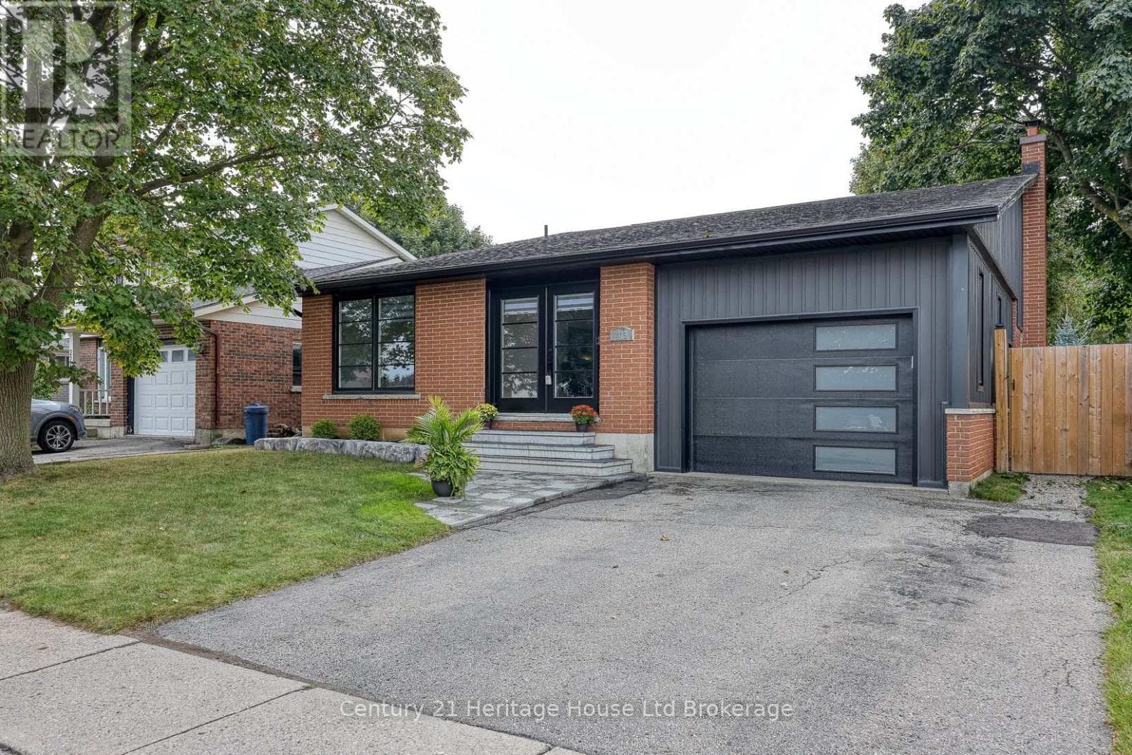 3 bed 2 bath single family at 275 CARTIER DRIVE N — $660,500
