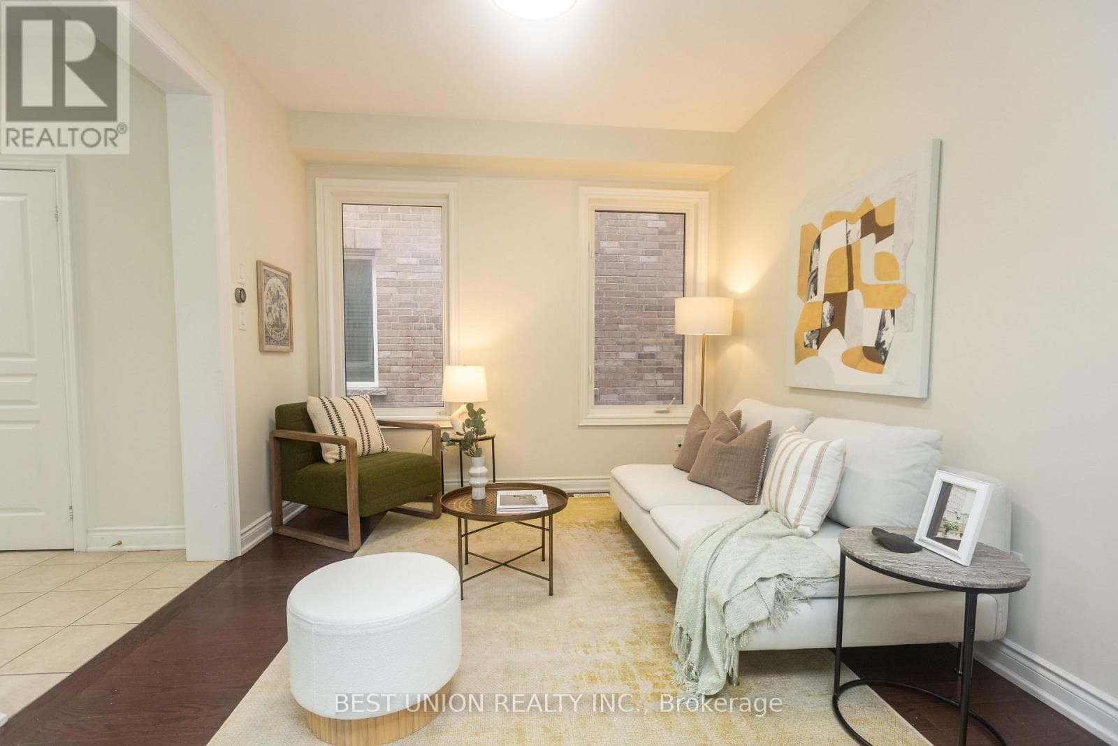 31 BERNBRIDGE ROAD E photo 5
