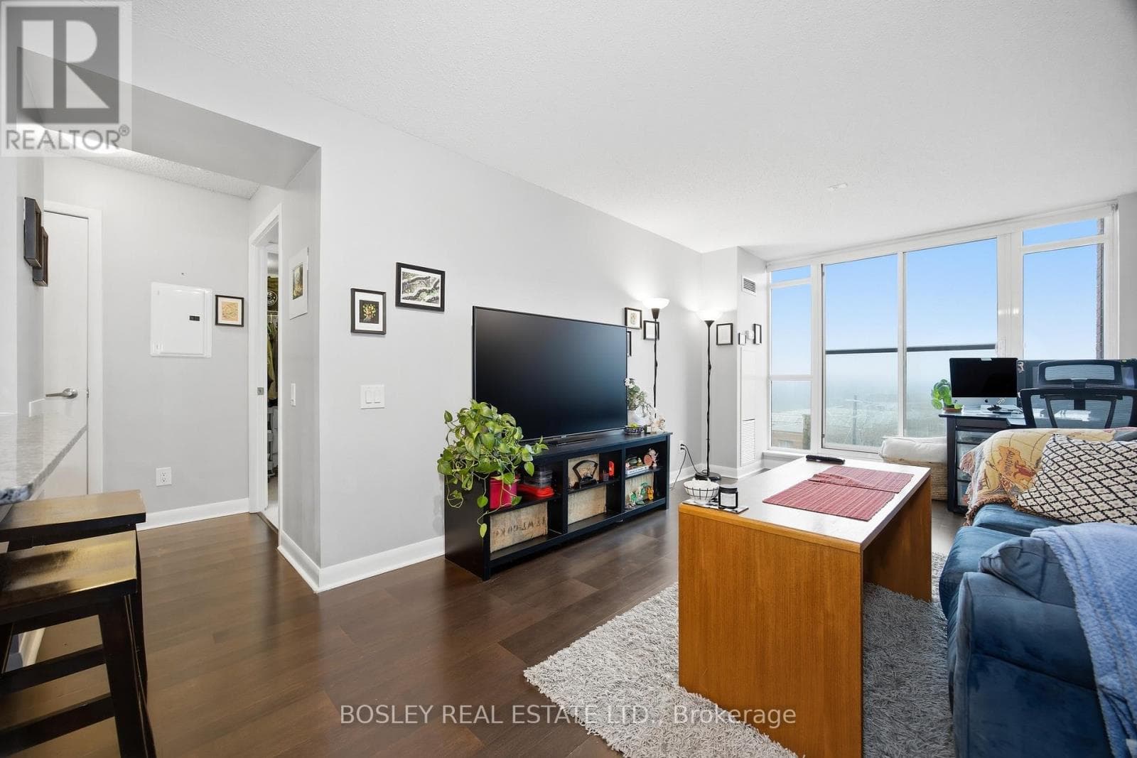 1 bed 1 bath single family at 633 - 525 WILSON AVENUE — $500,000