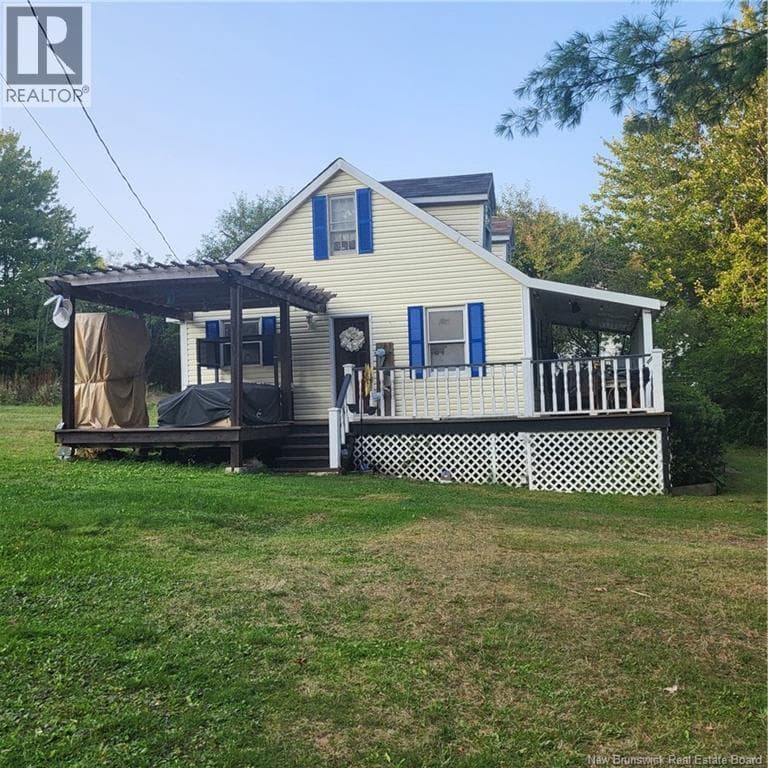 6 Maple Grove Lane photo 3