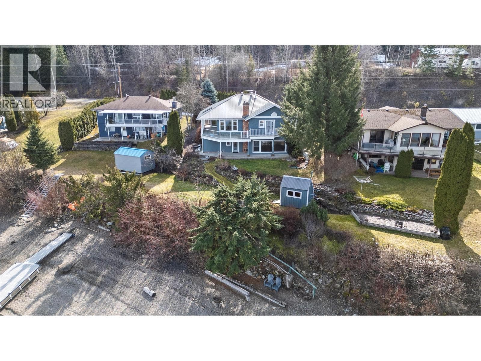 3533 Eagle Bay Road photo 2