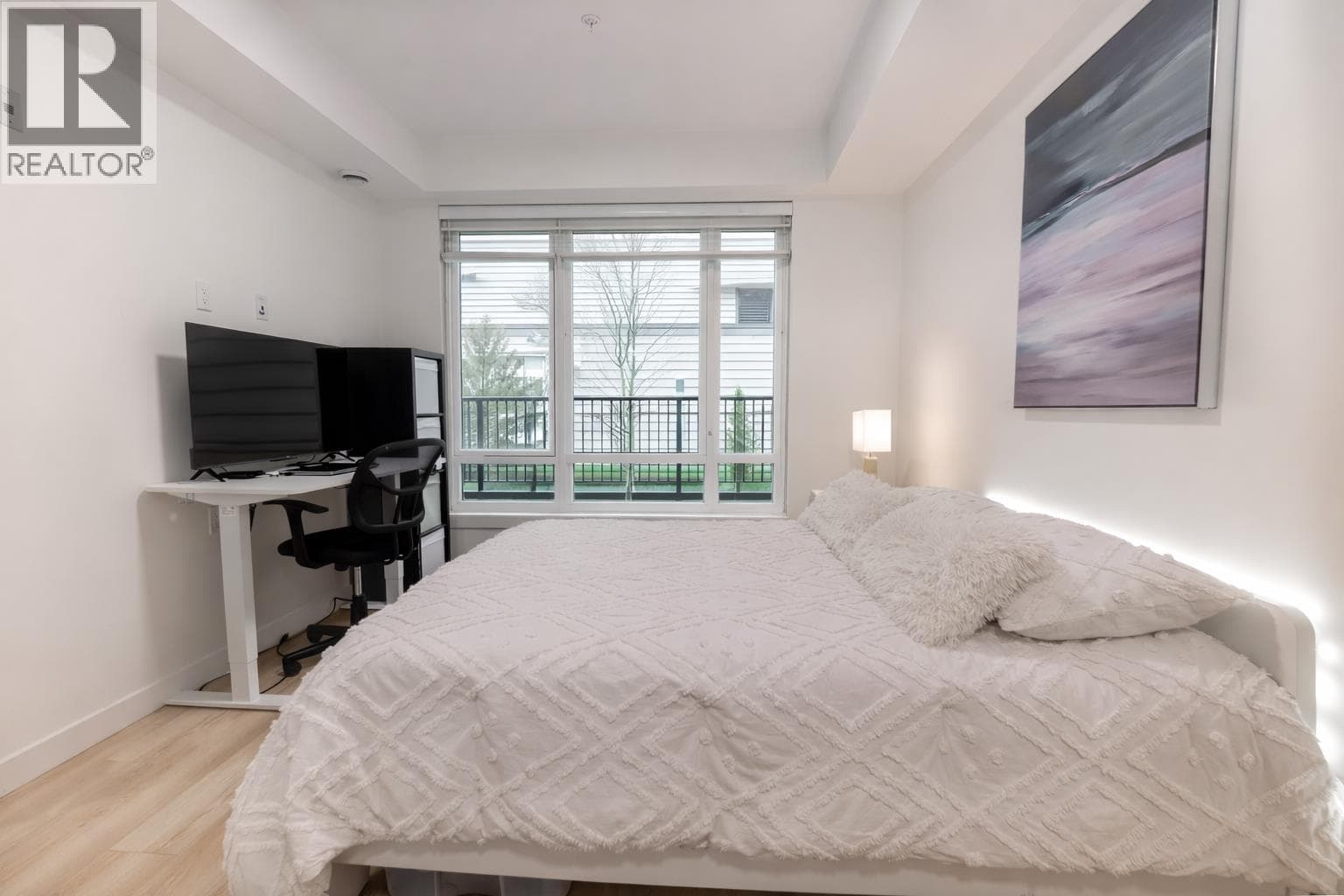 105 11913 BURNETT STREET photo 5