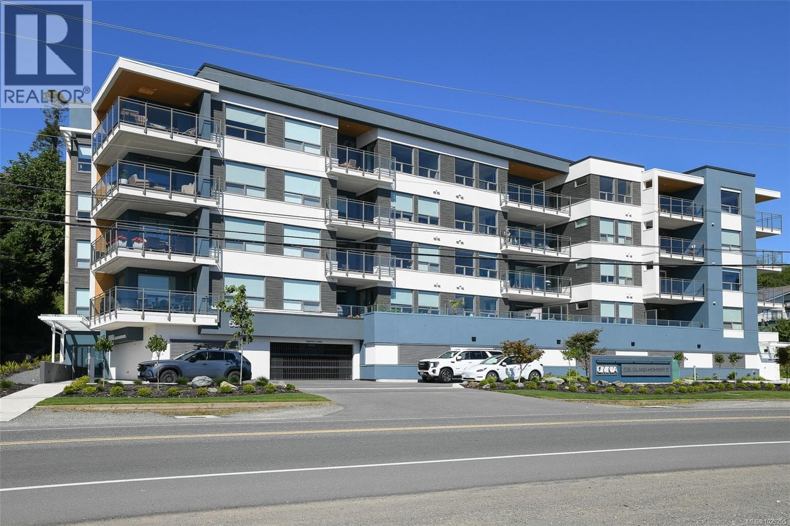 2 bed 2 bath single family at 302 536 Island Hwy — $675,000