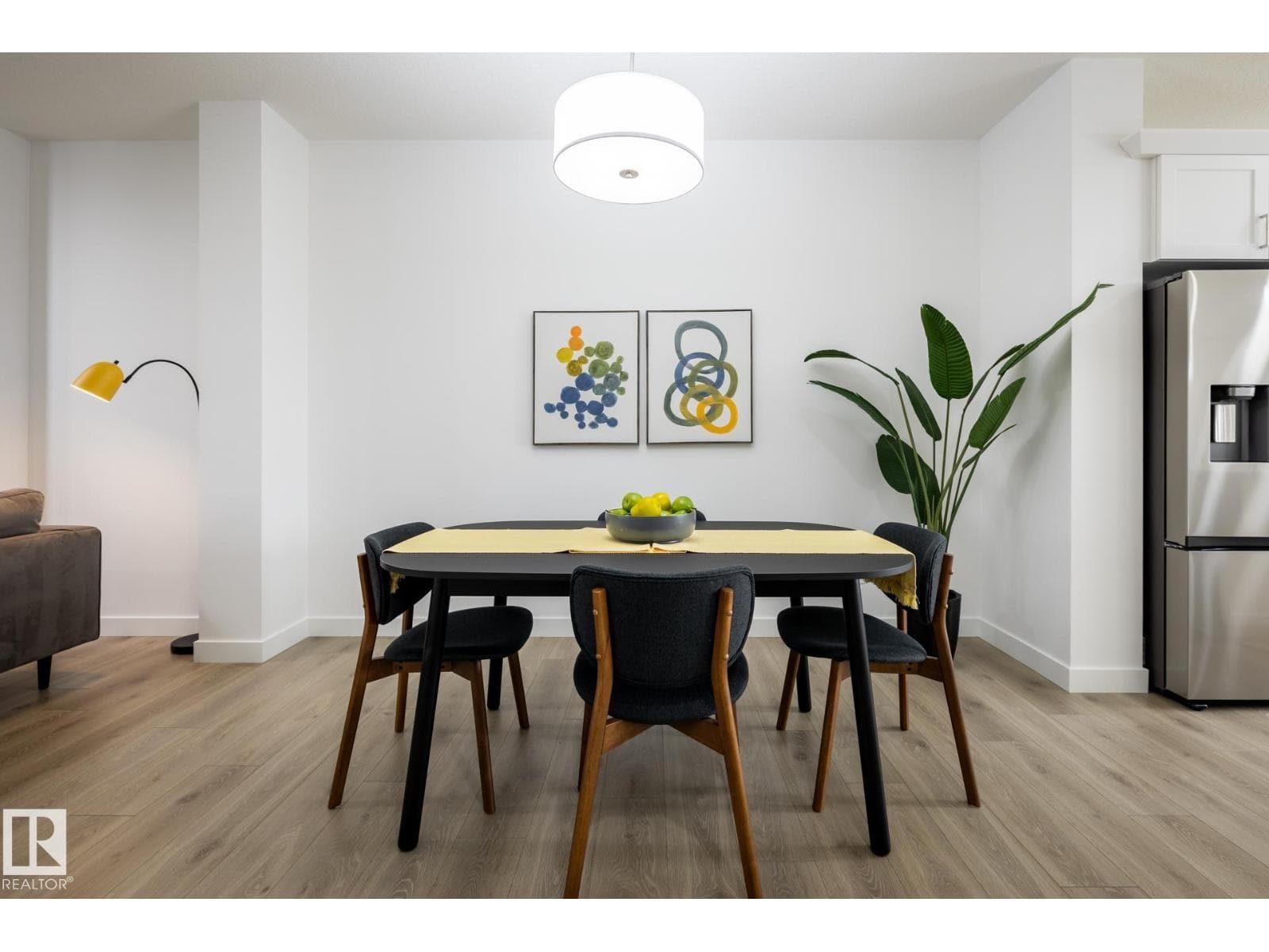555 172 AV NE photo 5