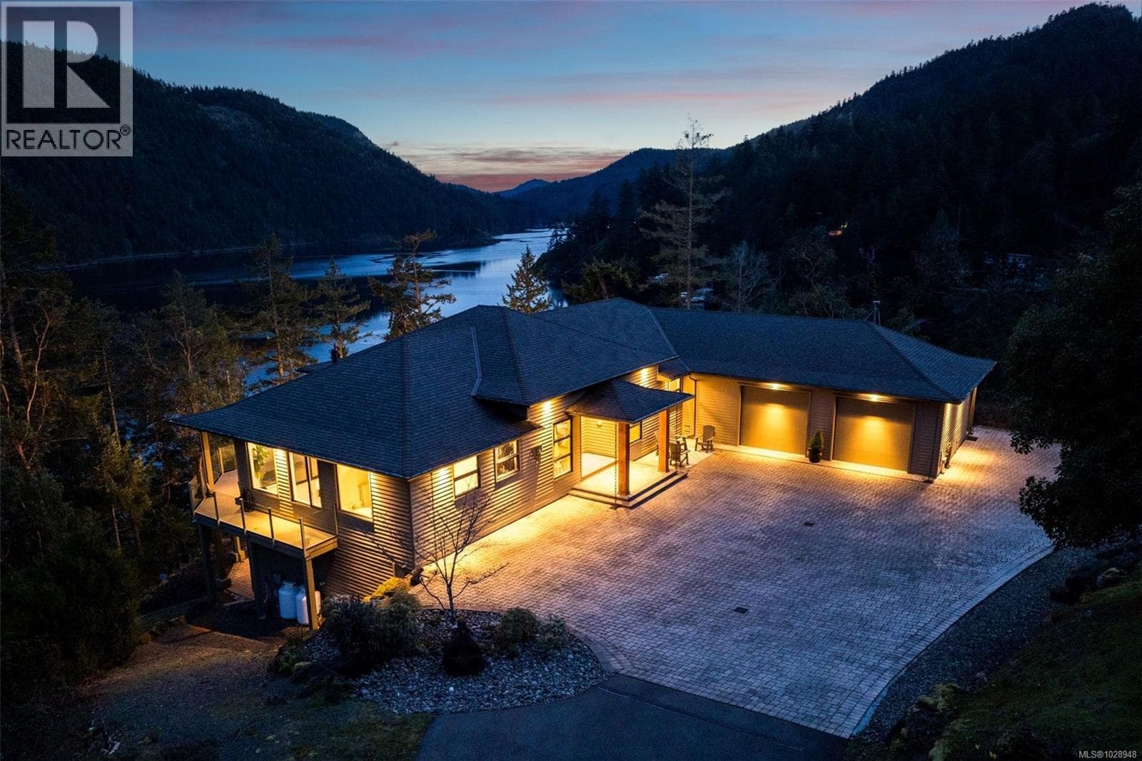 5 bed 6 bath single family at 1081 Aspen Rd — $5,900,000