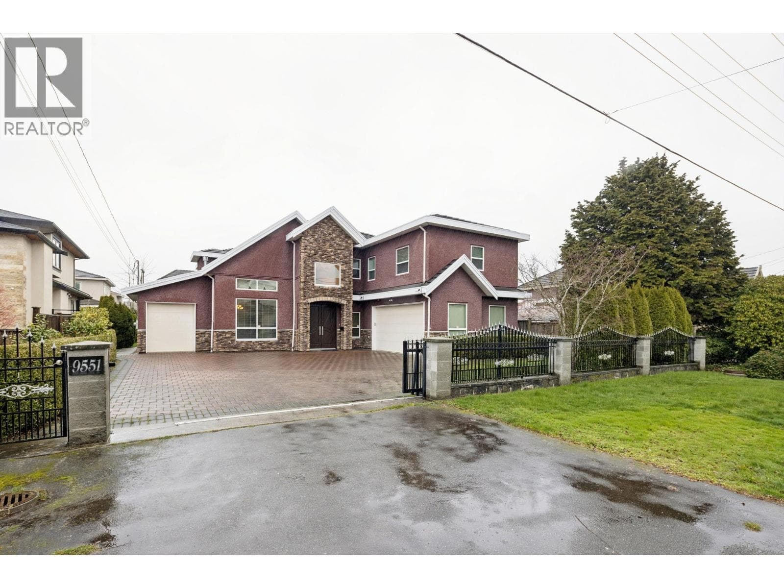 9551 SAUNDERS ROAD photo 2