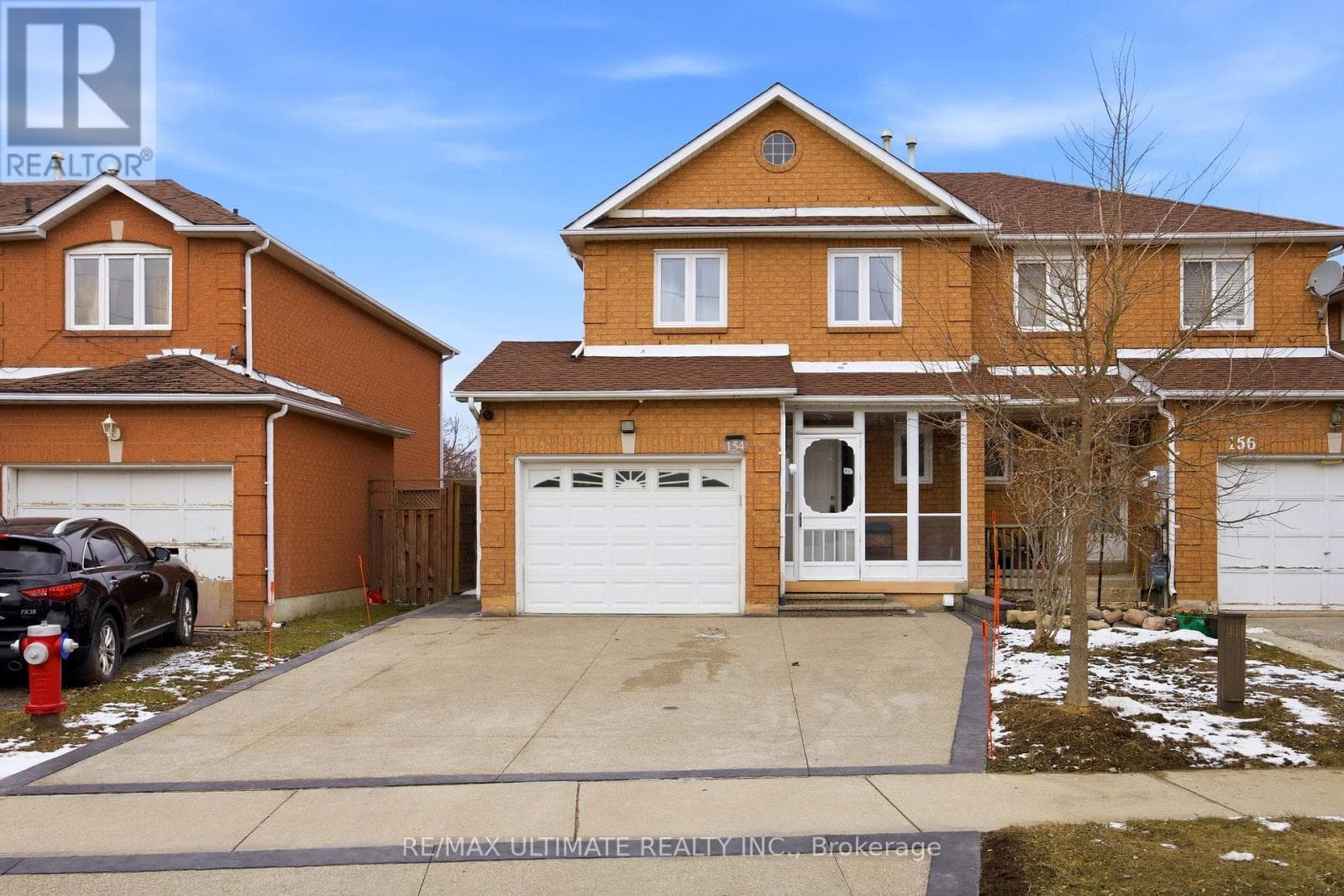 5 bed 4 bath single family at 154 TOBA CRESCENT — $799,900