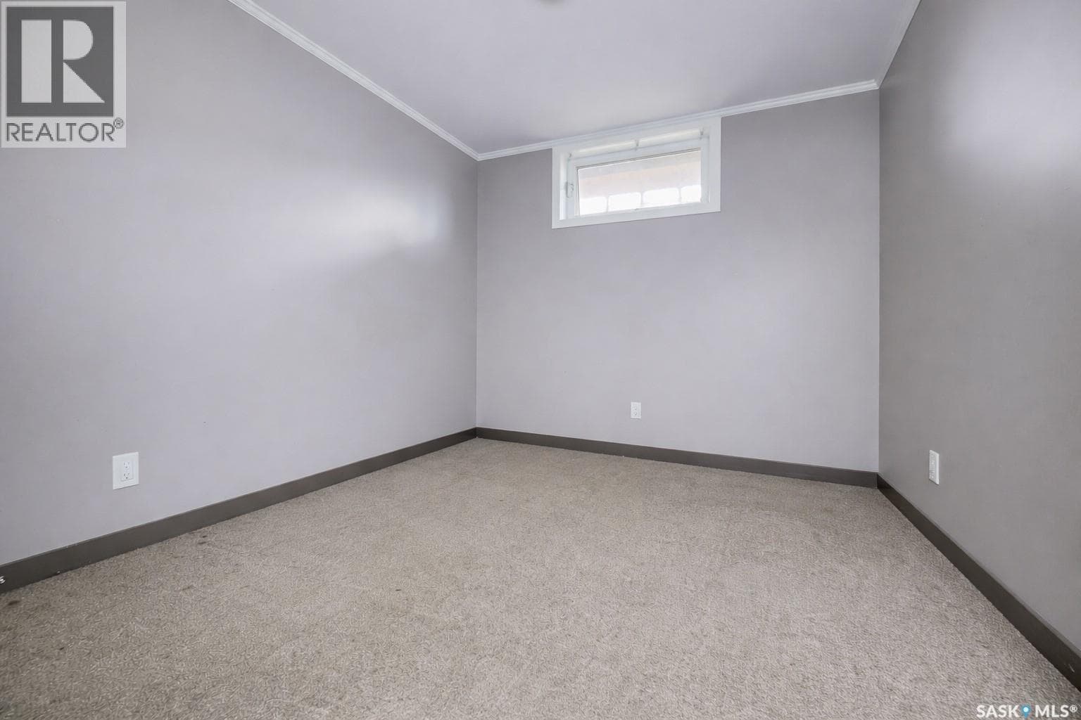 237 322 Lewin WAY — photo 4