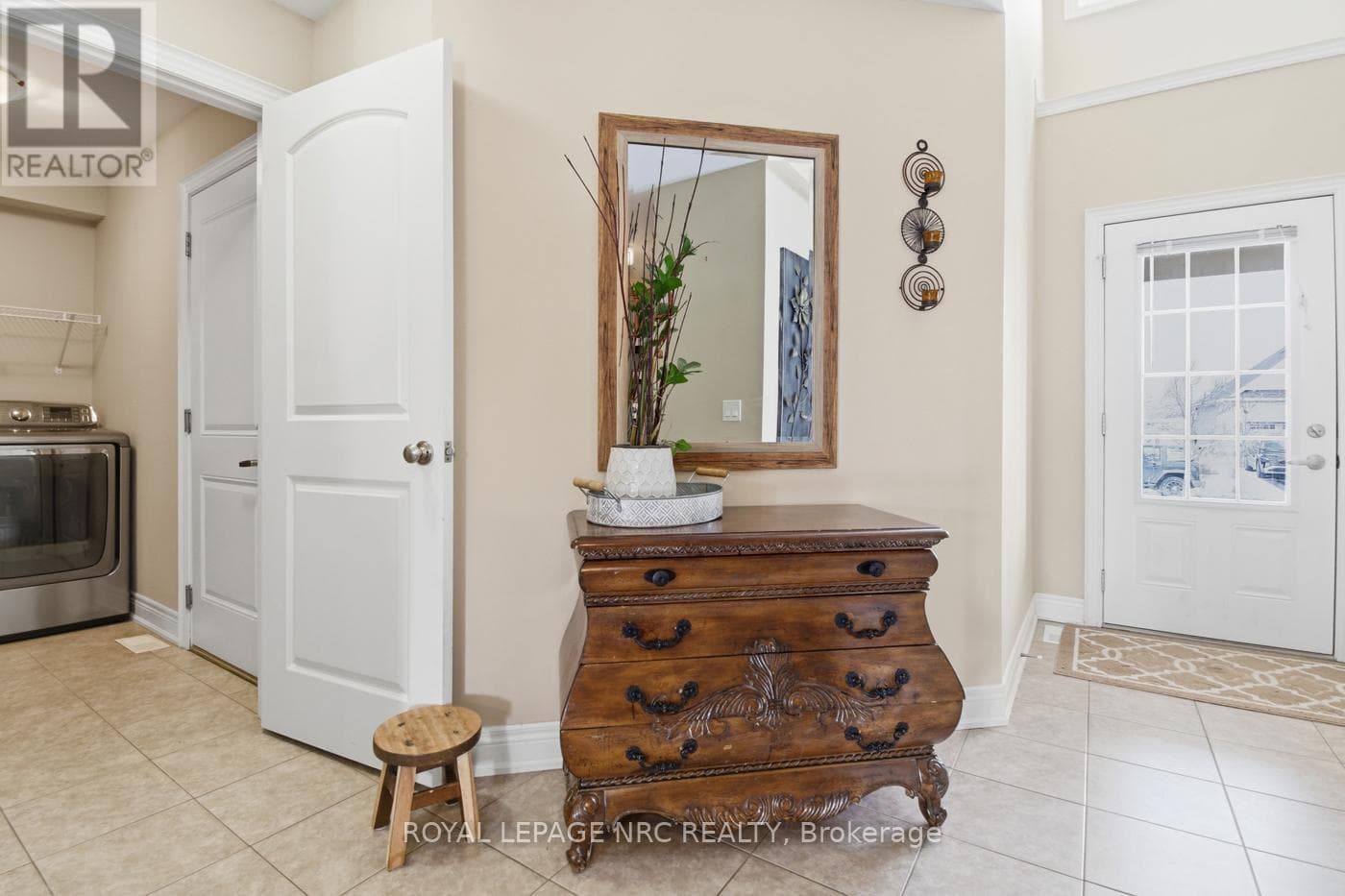 3945 VILLAGE CREEK DRIVE photo 3