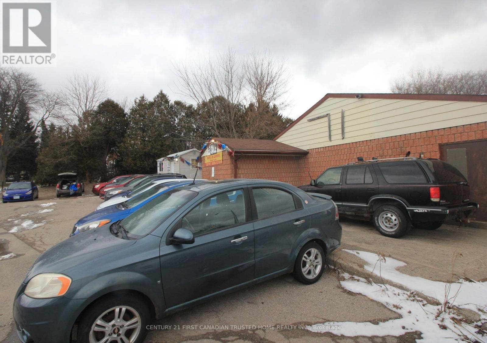 1344 HAMILTON ROAD photo 3