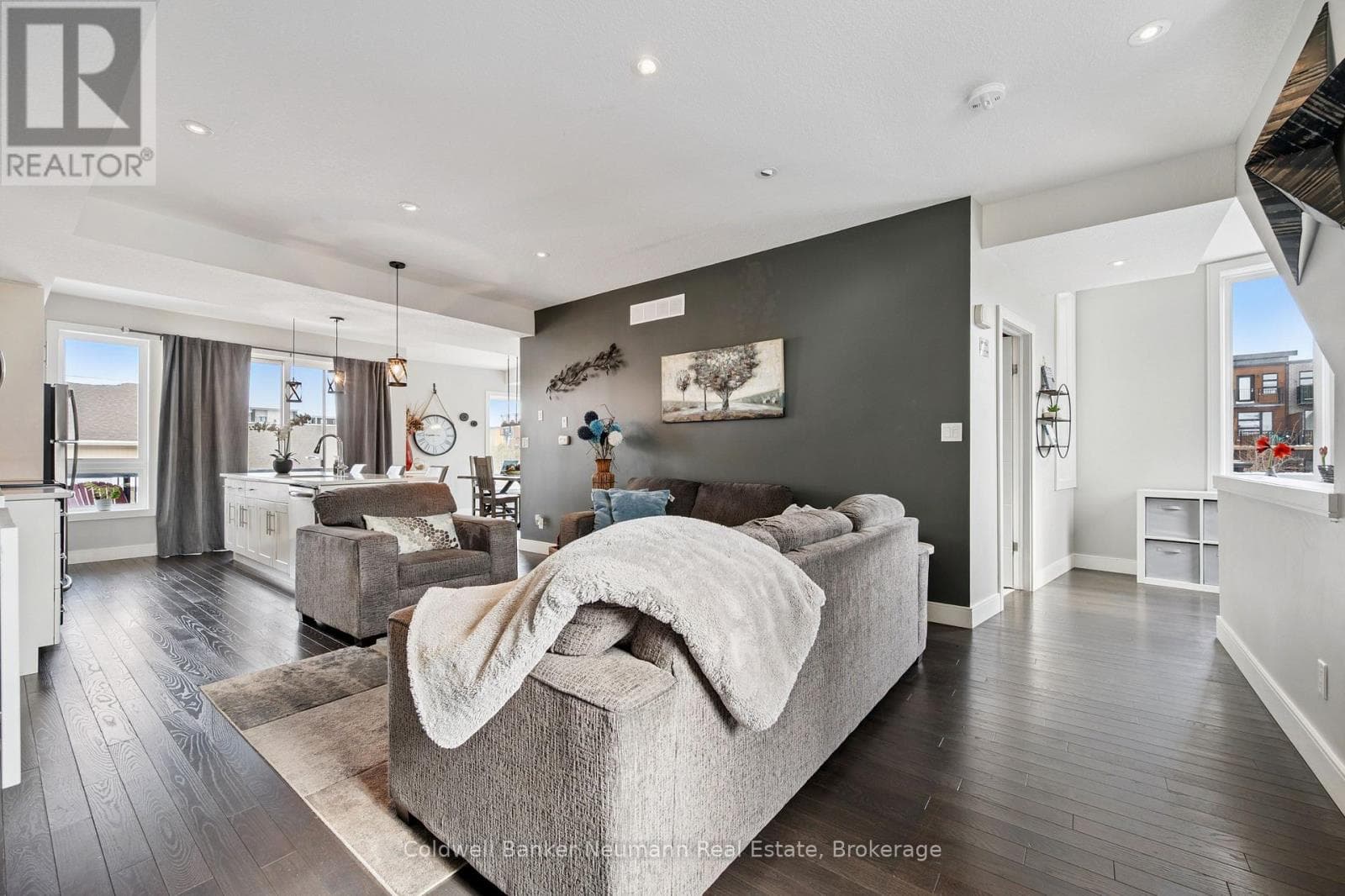 8 - 32 ARKELL ROAD photo 5
