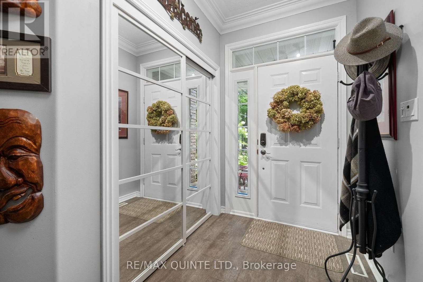 291 COLONIAL DRIVE photo 5