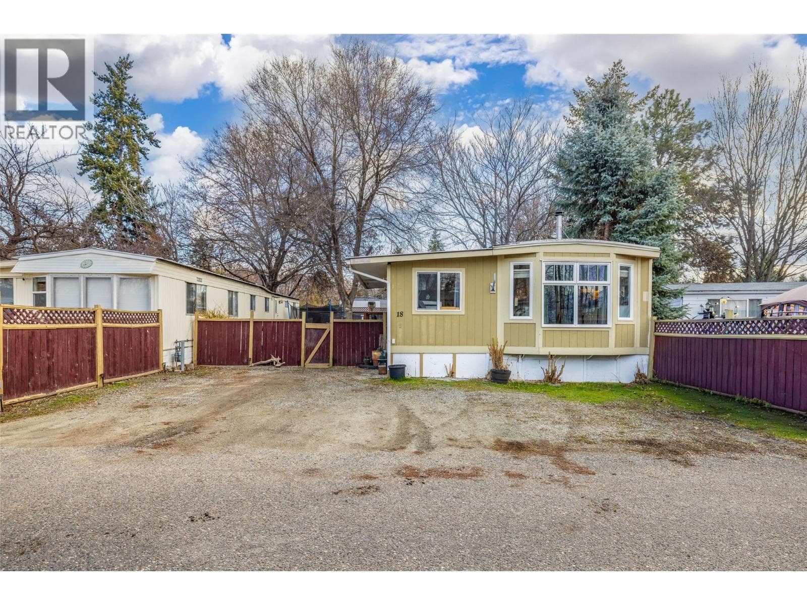 2065 Boucherie Road Unit# 18 photo 3