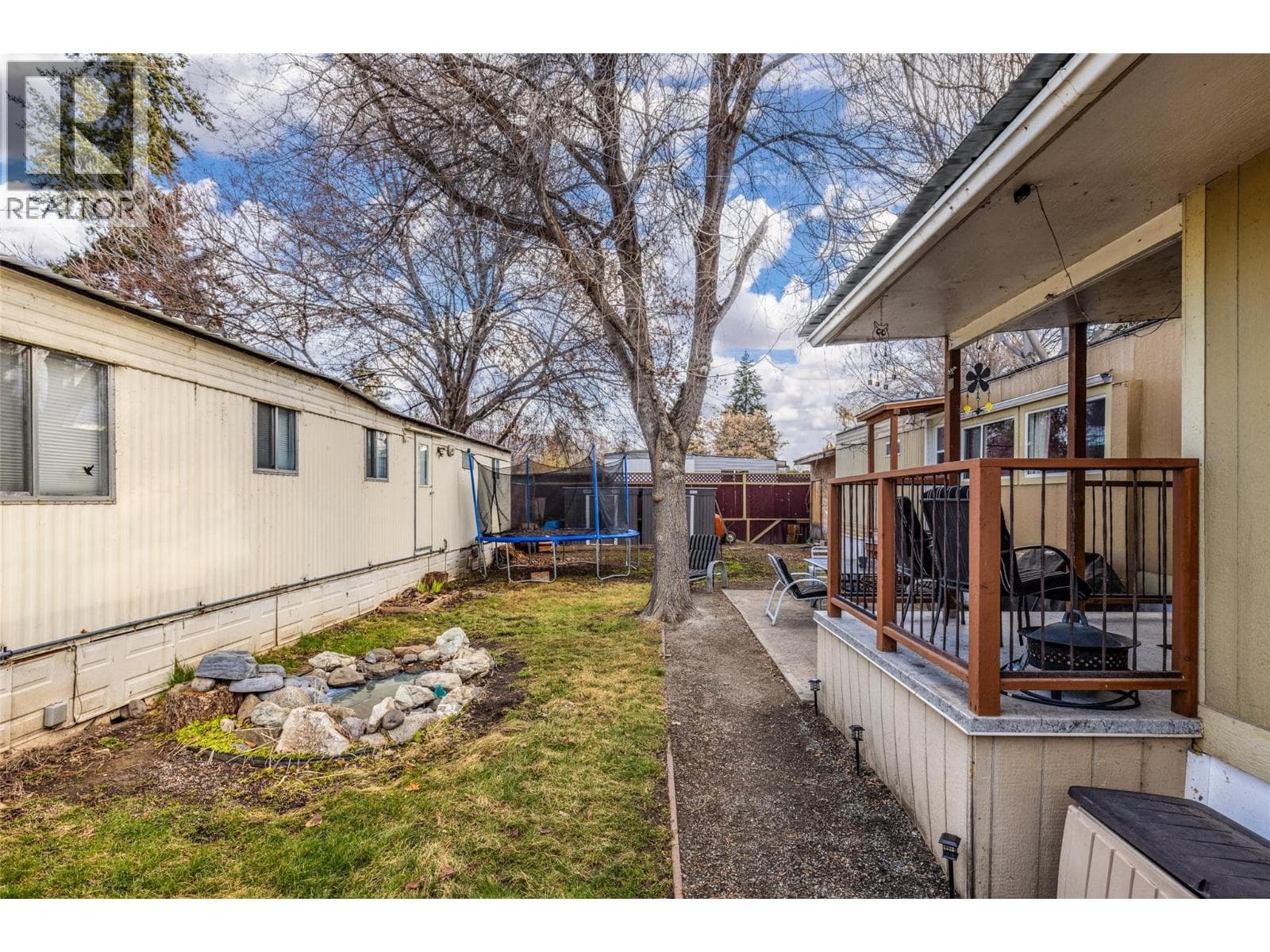 2065 Boucherie Road Unit# 18 photo 4