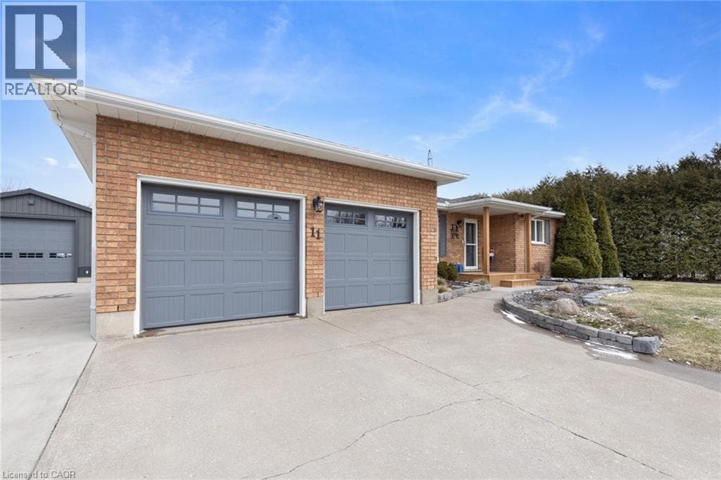 11 ROSEMARIE Boulevard photo 3