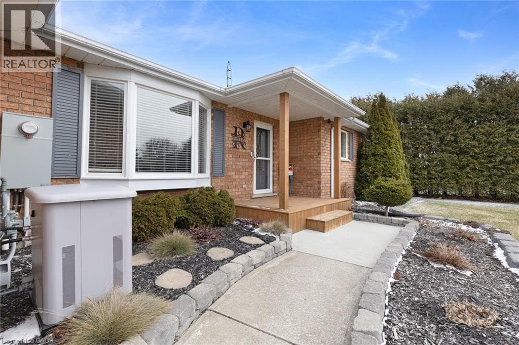 11 ROSEMARIE Boulevard photo 4